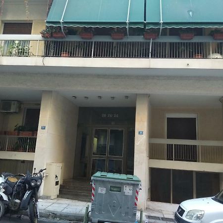 Anna Apartment In Kypseli Atenas Exterior foto