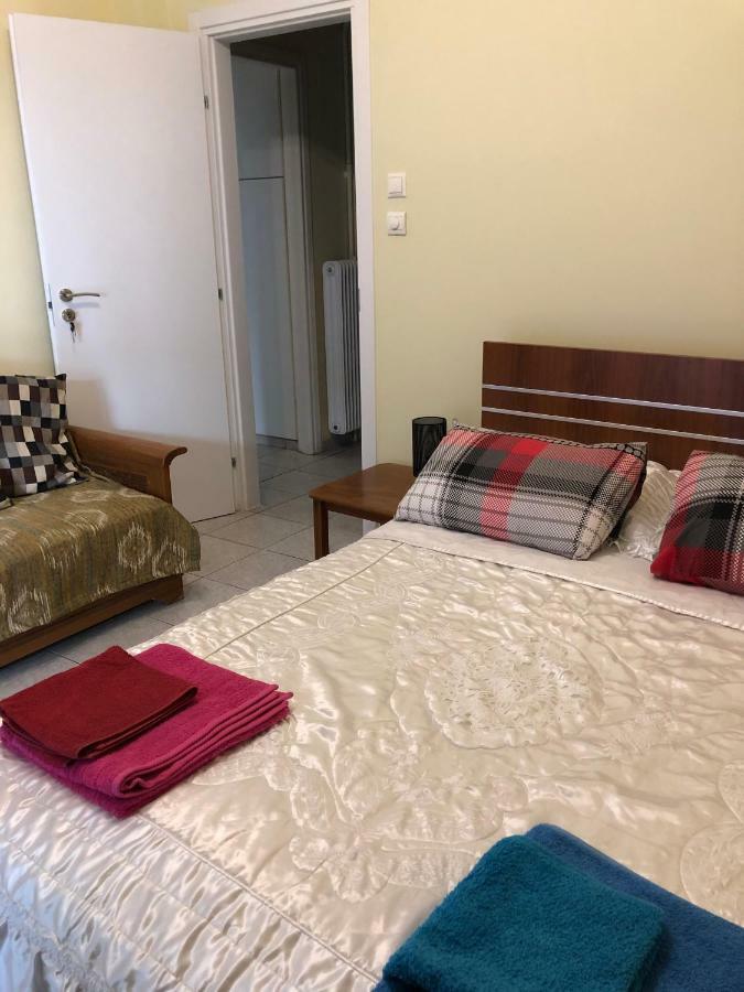 Anna Apartment In Kypseli Atenas Exterior foto